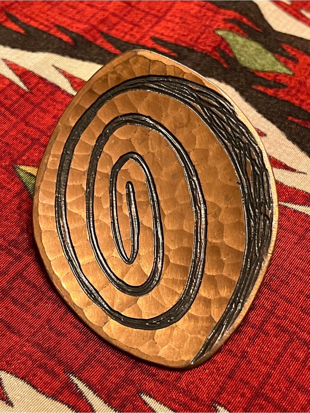 TWO HAND CRAFTED MODERNISTIC COPPER BROOCHES VINTAGE - Picture 4 of 15